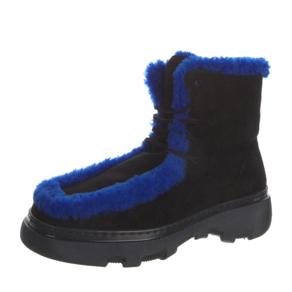 Burberry Suede Lug boots